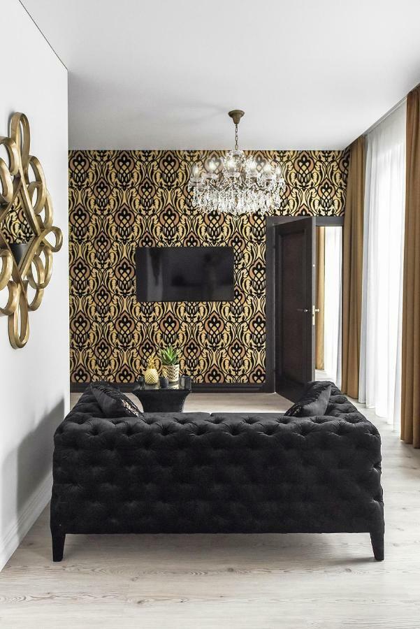Four Luxury Flats Aparthotel Kaunas Esterno foto