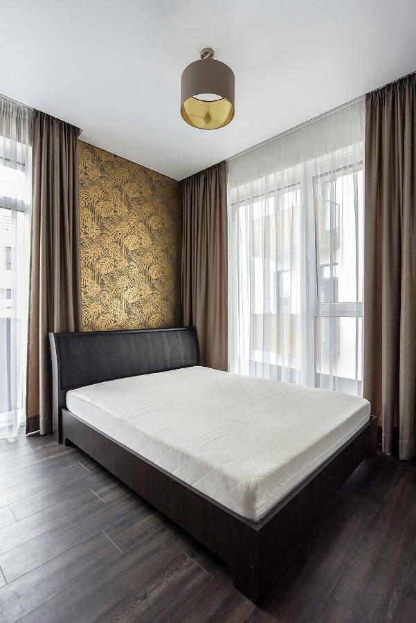 Four Luxury Flats Aparthotel Kaunas Esterno foto